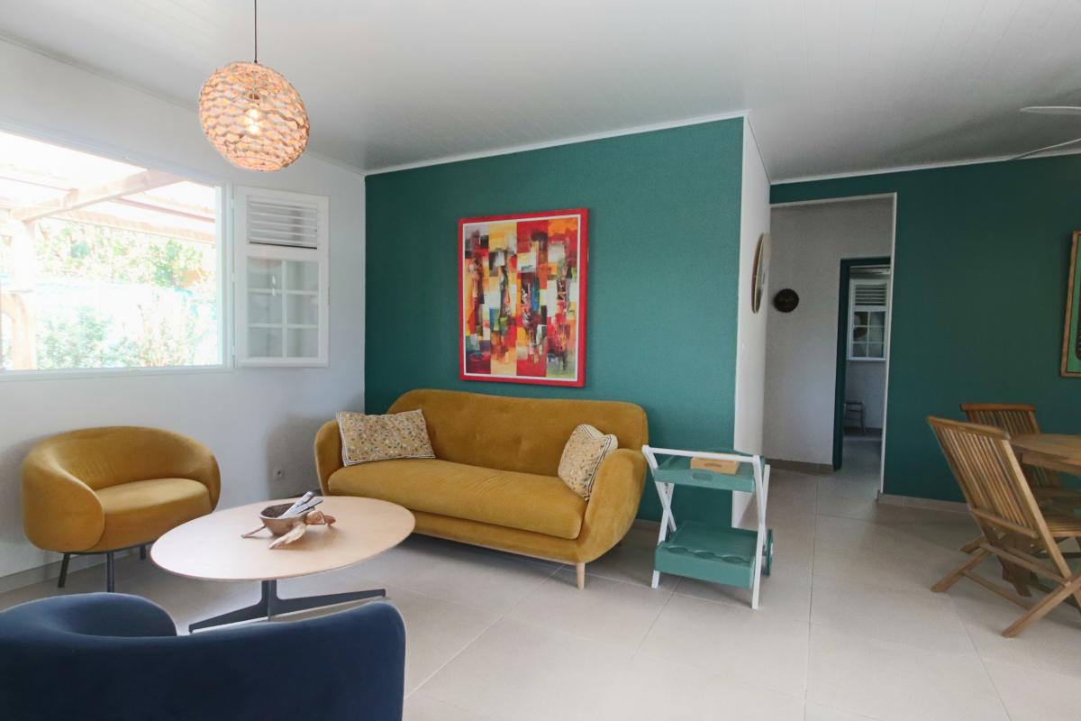 22 Location villa piscine le diamant Martinique_salon